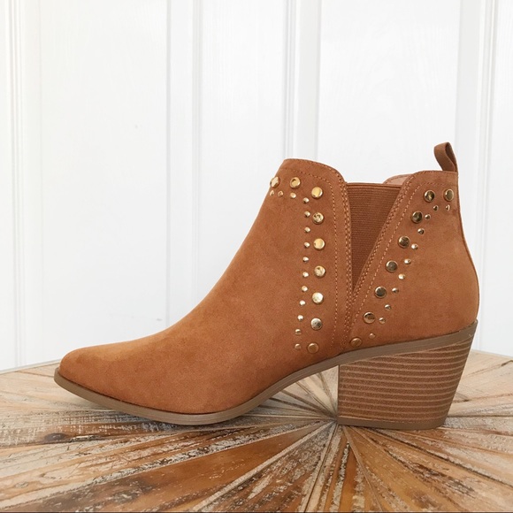 NWT Shoe Dazzle Studded Faux Suede Booties - Picture 3 of 9